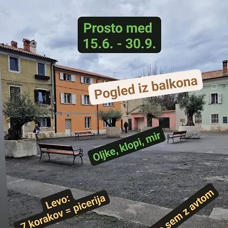 Διαμέρισμα Old Town Apartment, 7 Min Walk From The Beach *